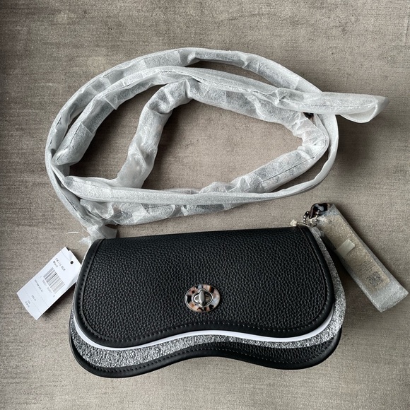 NWT Coach Black wavy Dinky Bag - Picture 5 of 8